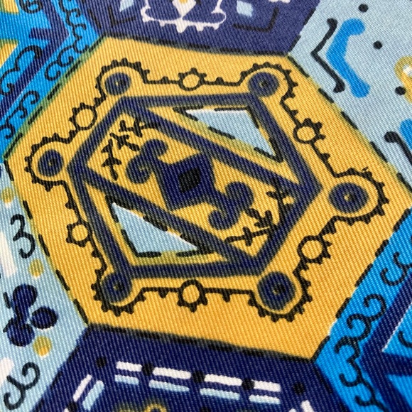 Vintage Silk Scarf, blue and yellow, 1980s - Picture 9 of 10